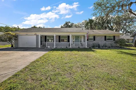 32122 Elizabeth Avenue Tavares FL 32778