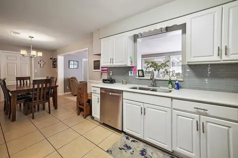 32122 Elizabeth Avenue Tavares FL 32778