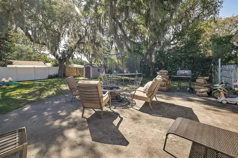 32122 Elizabeth Avenue Tavares FL 32778