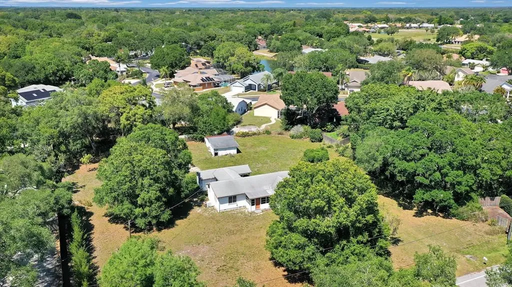 3835 Gocio Road Sarasota FL 34235
