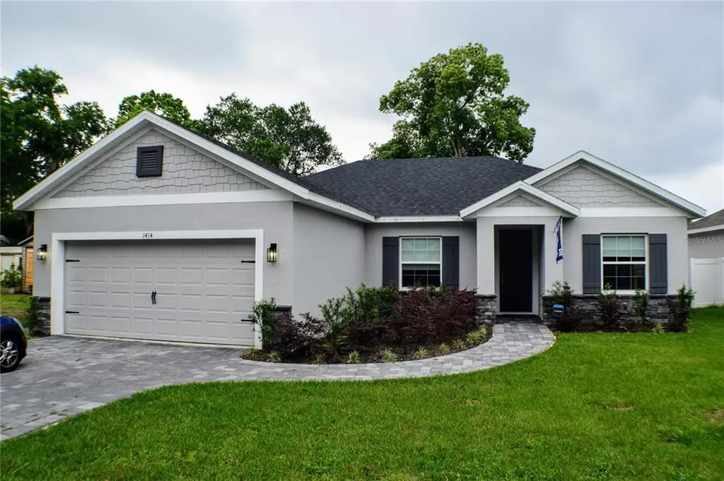 1414 E Lakeview Avenue Eustis FL 32726