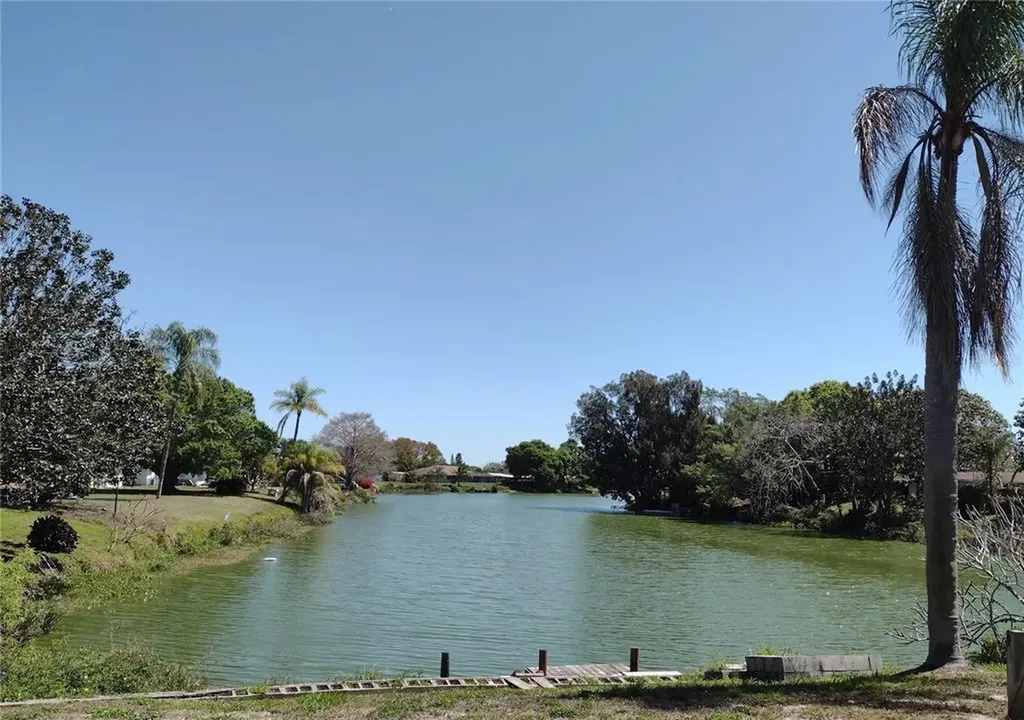 1609 Larchwood Drive Venice FL 34293