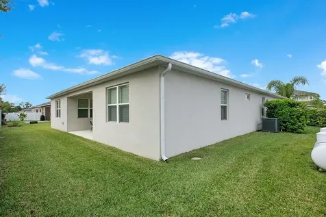 3726 Hanworth Loop Sanford FL 32773