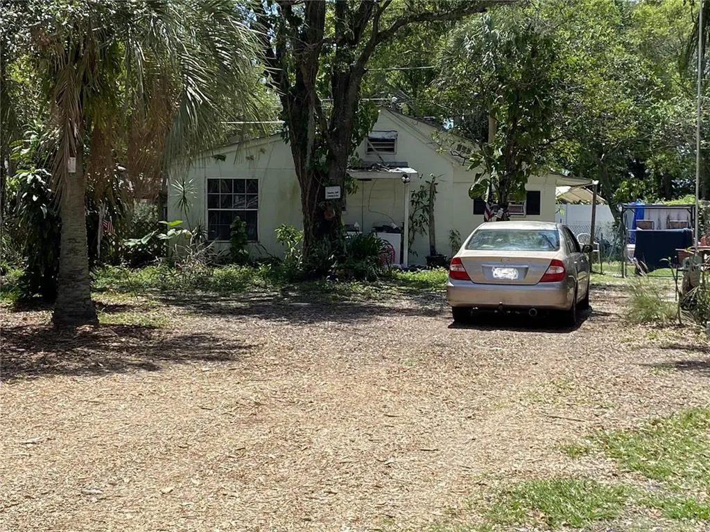3330 56th Avenue N St Petersburg FL 33714