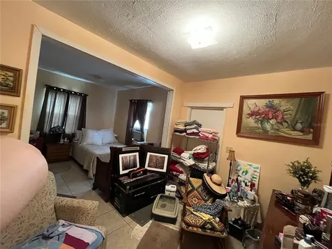 5311 Andrus Avenue Orlando FL 32810
