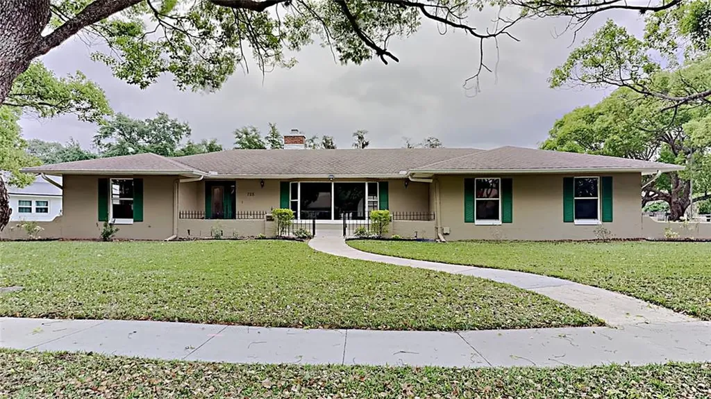725 Gran Paseo Drive Orlando FL 32825