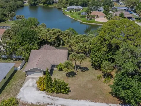 880 Van Gogh Road Englewood FL 34223