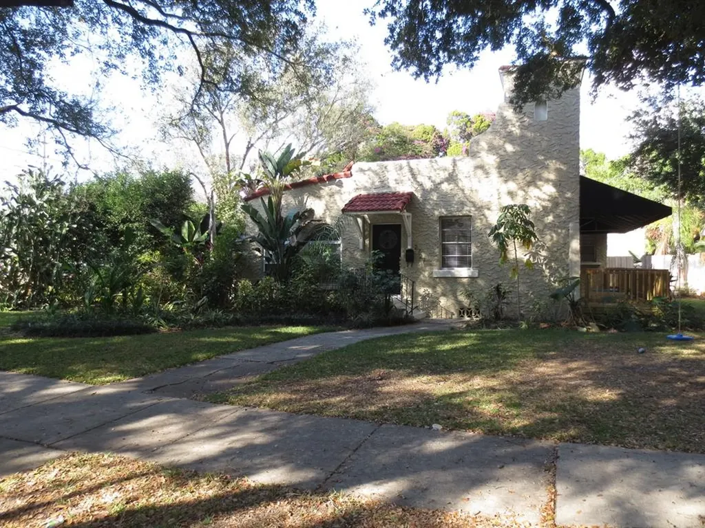 2727 W Jetton Avenue Tampa FL 33629