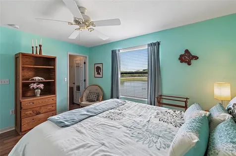 2418 Edgewater Falls Drive Brandon FL 33511