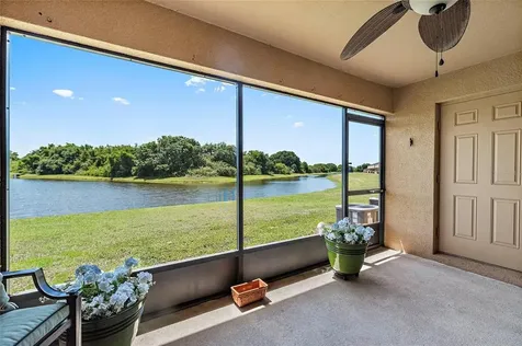 2418 Edgewater Falls Drive Brandon FL 33511