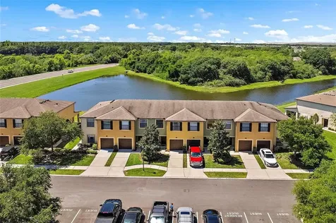 2418 Edgewater Falls Drive Brandon FL 33511