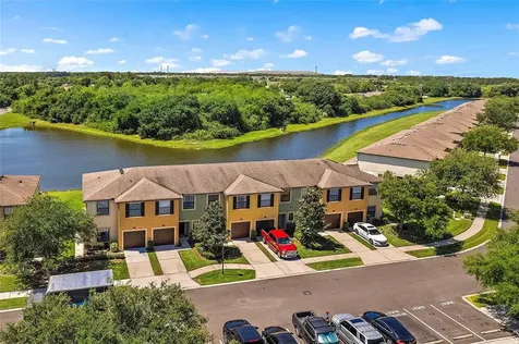 2418 Edgewater Falls Drive Brandon FL 33511