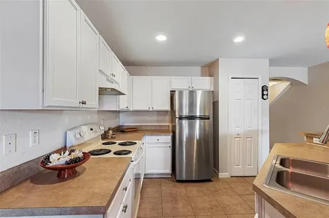 2418 Edgewater Falls Drive Brandon FL 33511