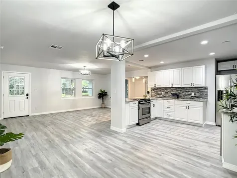 504 Lee Street Leesburg FL 34748