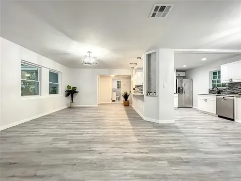 504 Lee Street Leesburg FL 34748