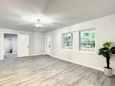 504 Lee Street Leesburg FL 34748