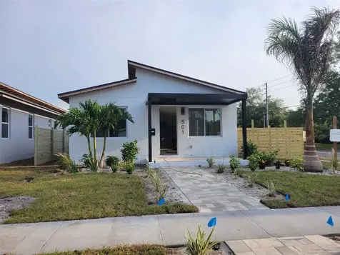 501 45th Avenue N St Petersburg FL 33703