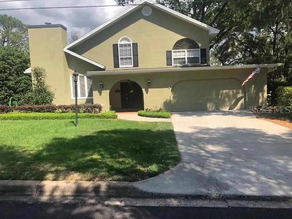2000 Sunset Road Mount Dora FL 32757