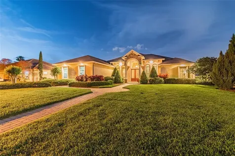 834 Whisper Woods Drive Lakeland FL 33813