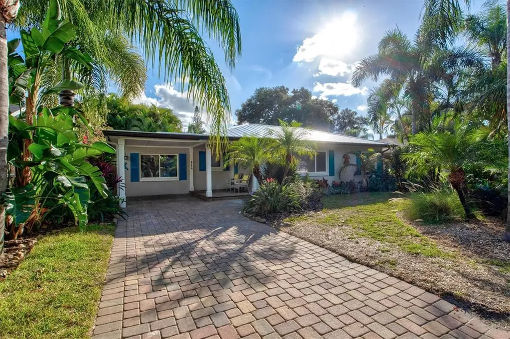 2174 Bougainvillea Street Sarasota FL 34239