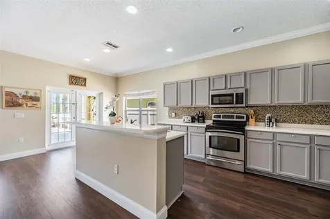 2653 Sierra Vista Way Holiday FL 34691