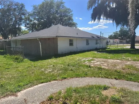 127 S Hydrangea Avenue Polk City FL 33868