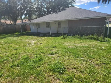 127 S Hydrangea Avenue Polk City FL 33868