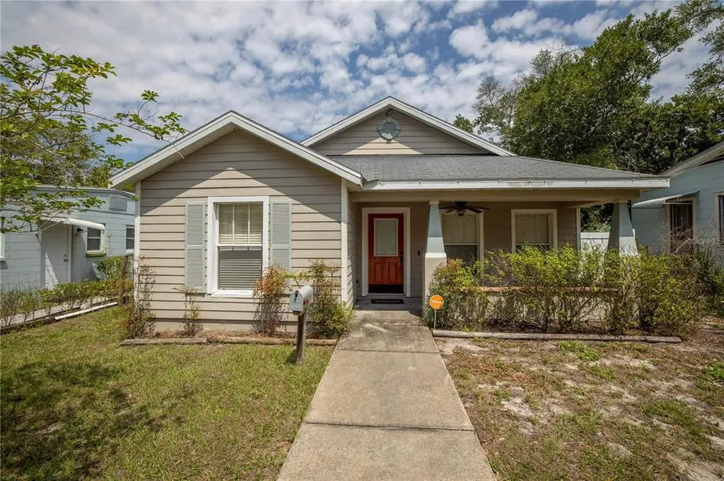 225 18th Avenue S St Petersburg FL 33705
