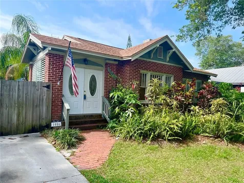 1056 21st Avenue N St Petersburg FL 33704