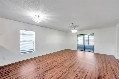 1547 Swan Lake Circle Dundee FL 33838