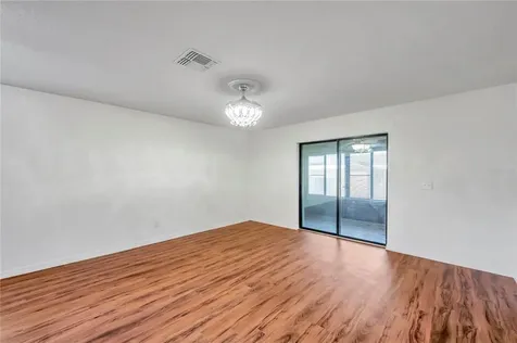 1547 Swan Lake Circle Dundee FL 33838