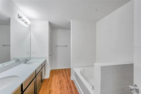 1547 Swan Lake Circle Dundee FL 33838
