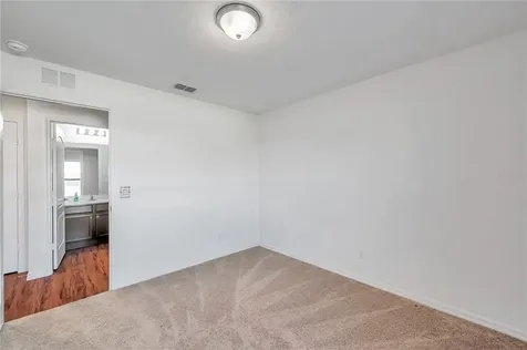 1547 Swan Lake Circle Dundee FL 33838