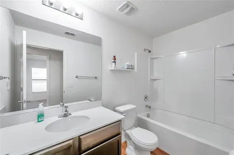 1547 Swan Lake Circle Dundee FL 33838