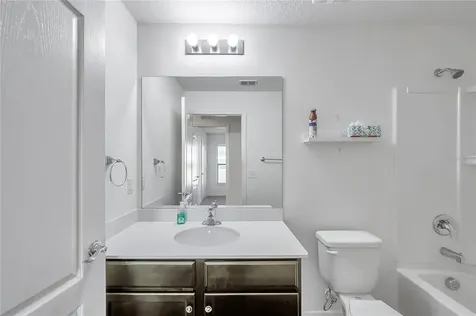 1547 Swan Lake Circle Dundee FL 33838