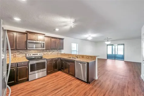 1547 Swan Lake Circle Dundee FL 33838