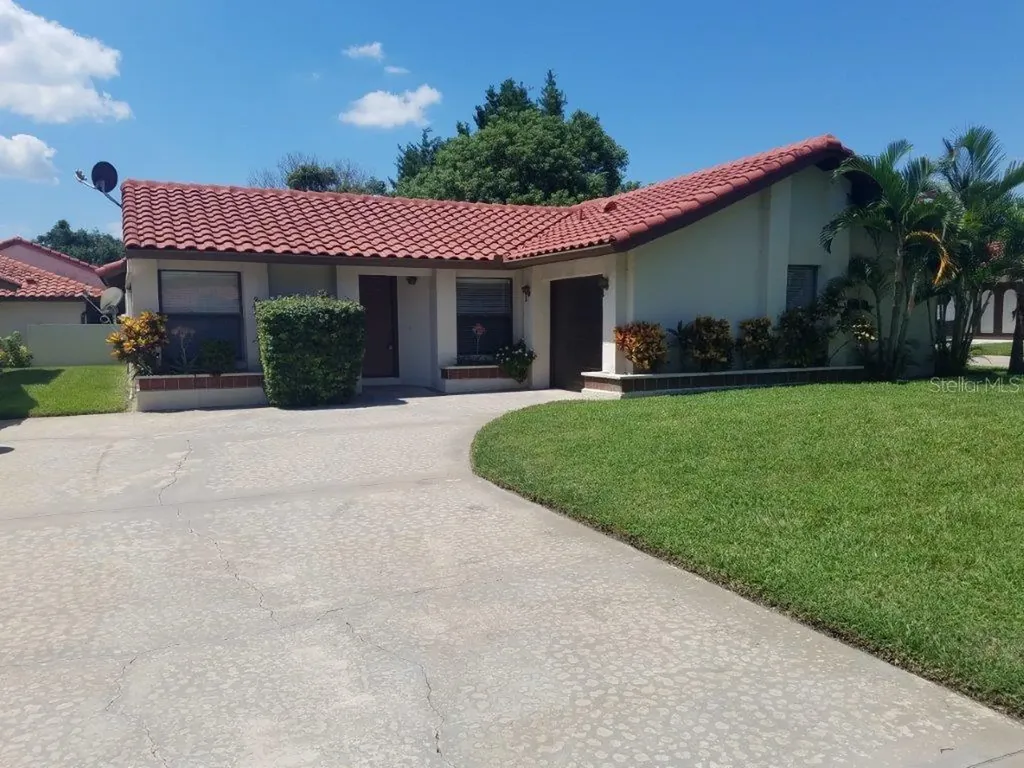 8212 Saragoza Court Orlando FL 32836