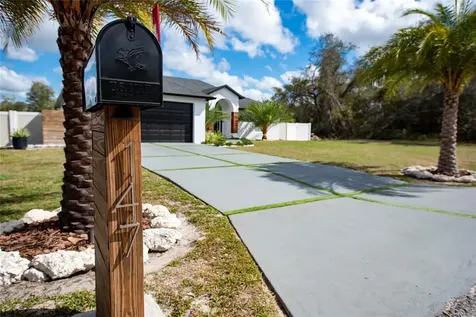 147 Larchmont Drive Deltona FL 32738