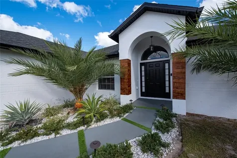 147 Larchmont Drive Deltona FL 32738
