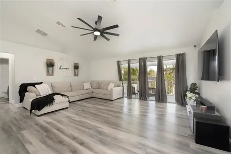 147 Larchmont Drive Deltona FL 32738