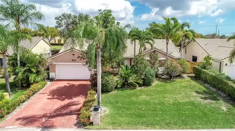 13755 SW 176th Terrace Miami FL 33177