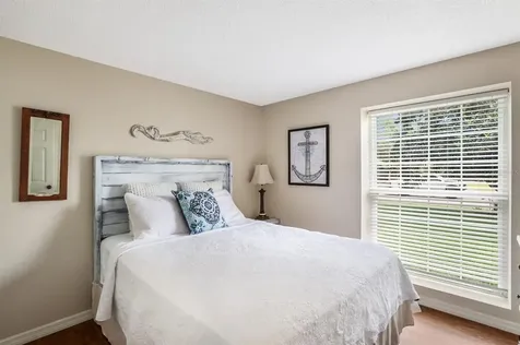 7304 Edenville Drive Sarasota FL 34243