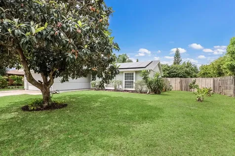 7304 Edenville Drive Sarasota FL 34243