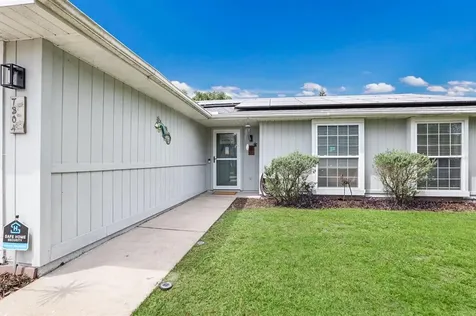7304 Edenville Drive Sarasota FL 34243