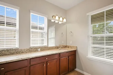 5918 Village Center Drive Lithia FL 33547