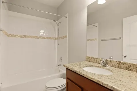 5918 Village Center Drive Lithia FL 33547