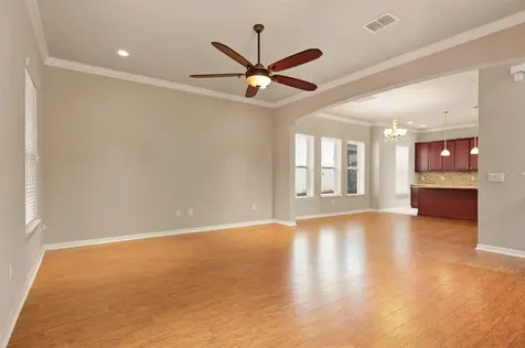 5918 Village Center Drive Lithia FL 33547