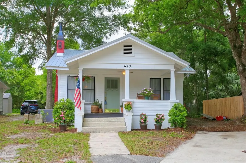 623 E Church Street Deland FL 32724