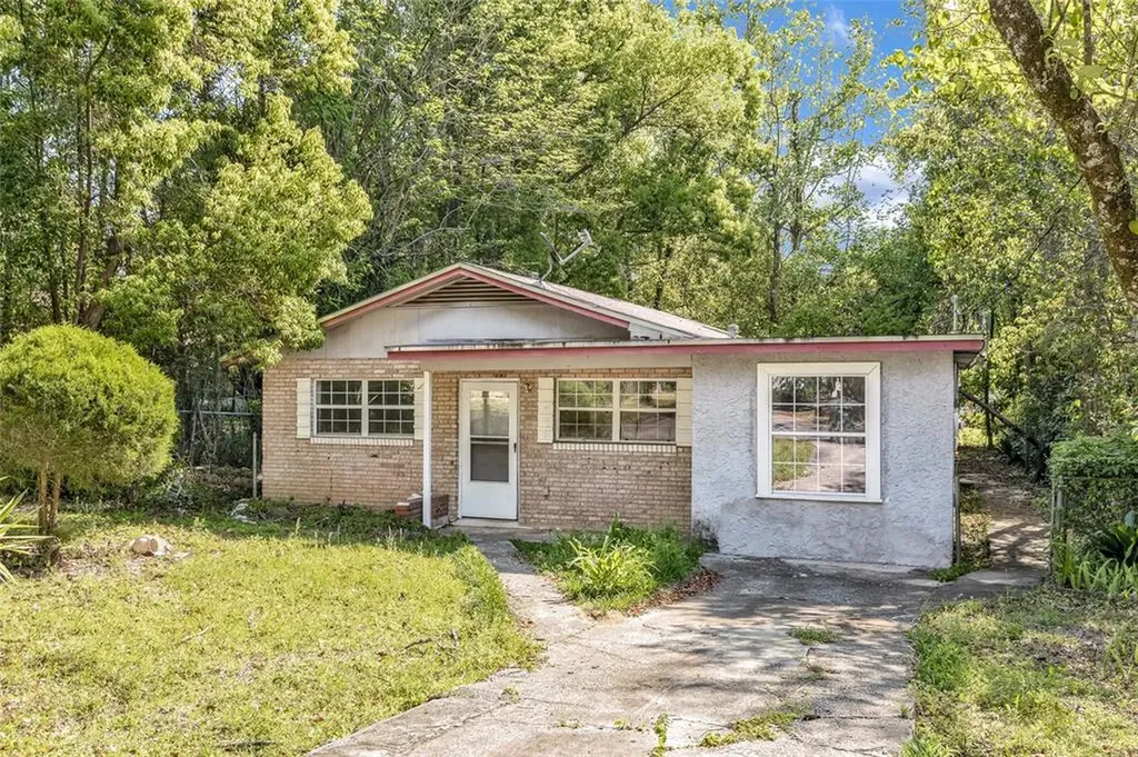 2705 Lake Henrietta Street Tallahassee FL 32310