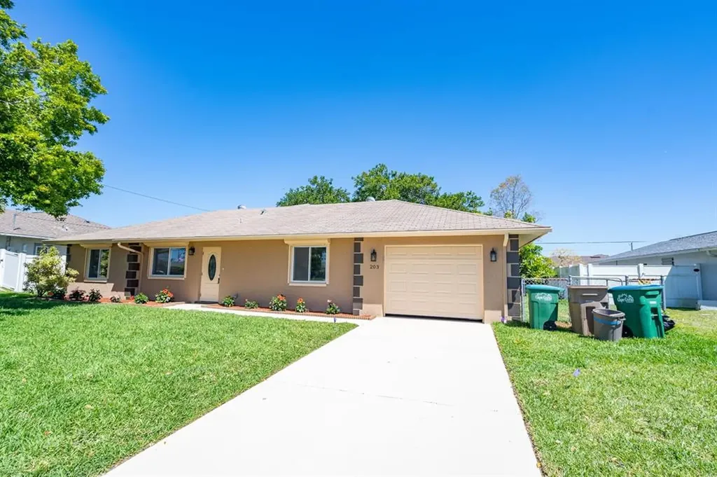203 NE 11th Place Cape Coral FL 33909